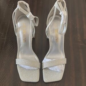 Dream Pairs Silver Sparkly Heels Elegant Sandals